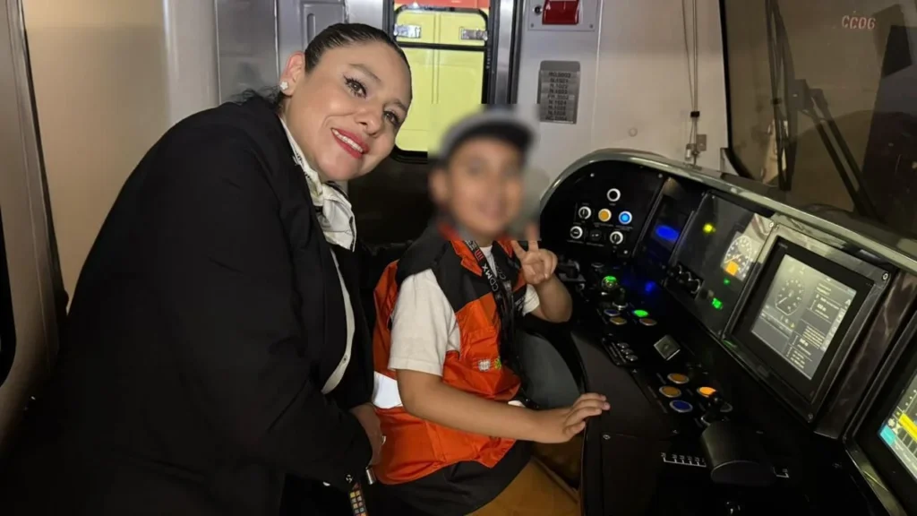 Un niño de 10, gracias a su admiración e interés por el funcionamiento e historia del Metro, fue nombrado director general por un día.