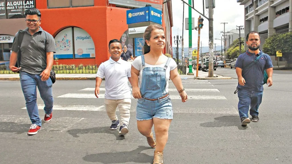 El próximo sábado 25 de octubre se conmemora el Día Mundial de las Personas de Talla Baja en la Ciudad de México.
