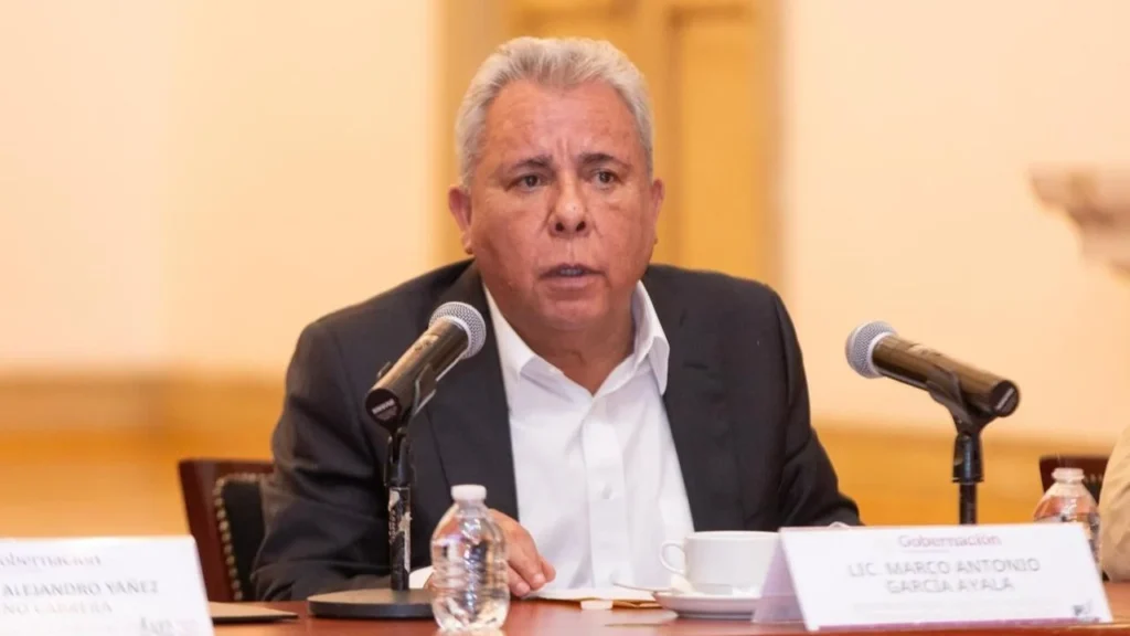La FSTSE anunció que Trabajadores al Servicio del Estado recibirán 14,900 pesos en vales de despensa, tras acuerdo con el Gobierno federal.