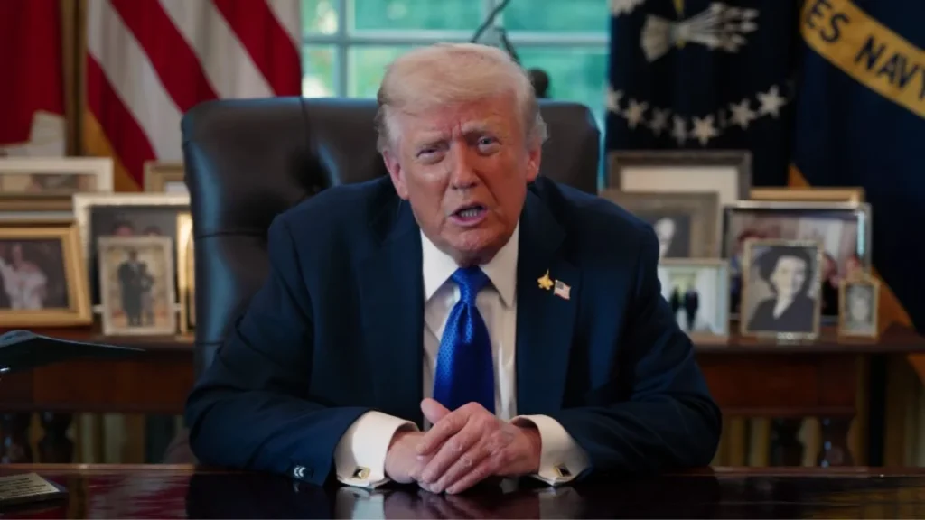 Trump anunció la ruptura inmediata de todas las negociaciones comerciales con Canadá, tras disputa por anuncio de Reagan.