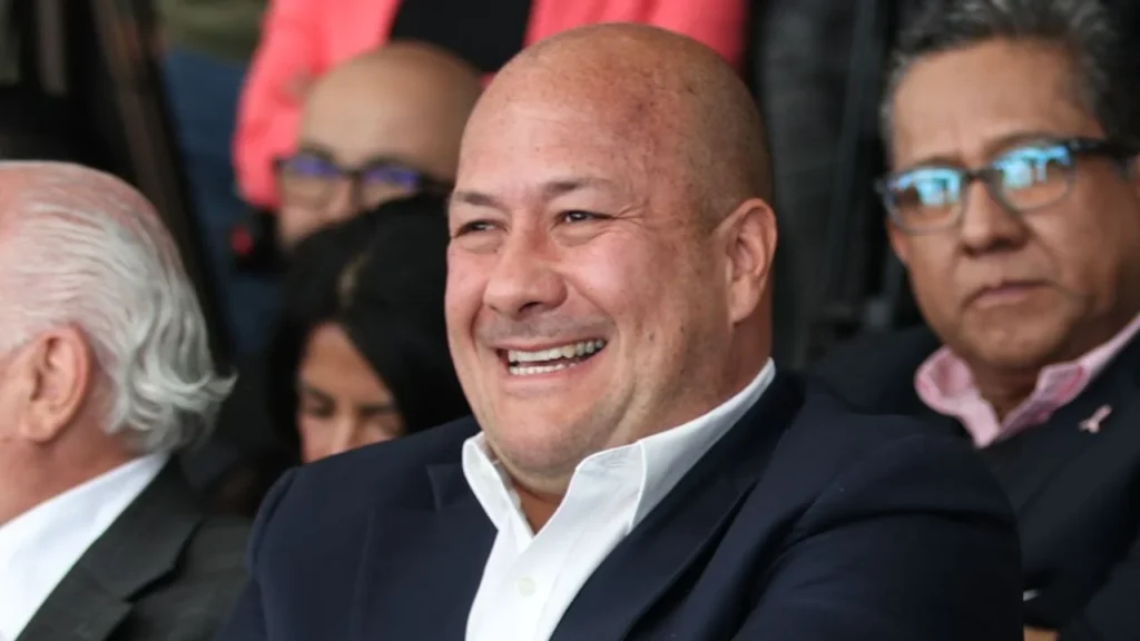 Enrique Alfaro puntualizó que cursó estudios en la ATFA