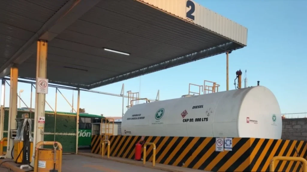 Desmantelan centros de distribución de huachicol en Tulancingo de Bravo