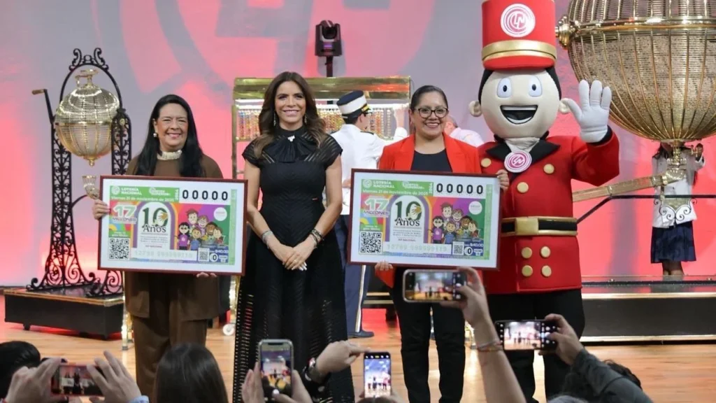El Premio Mayor de 17 millones de pesos correspondió al billete No.05884 de la Lotería Nacional
