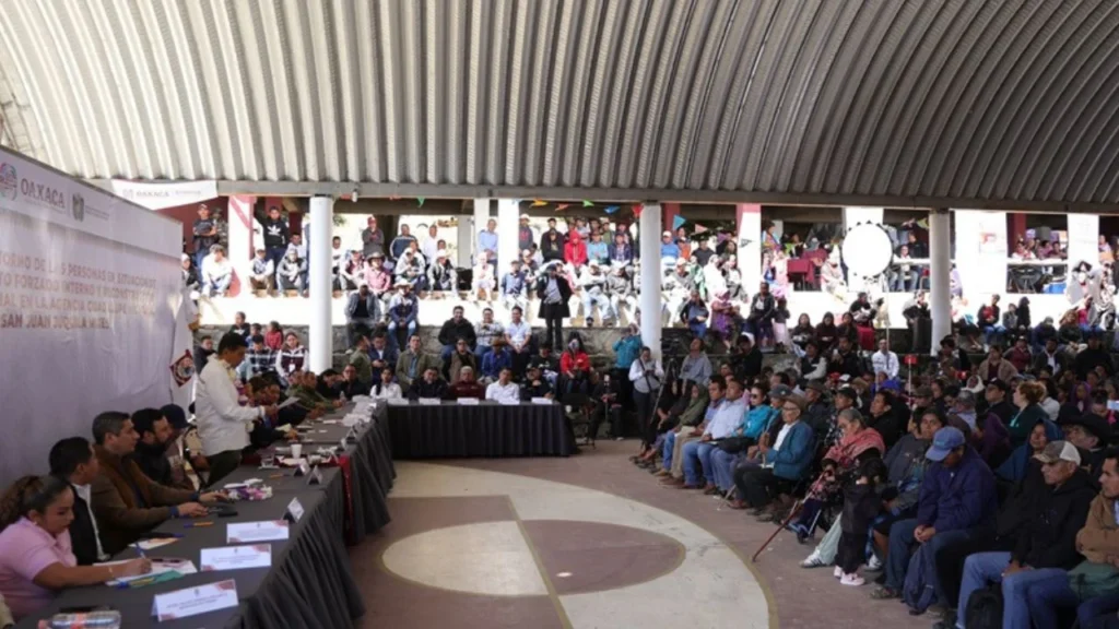 Se lleva a cabo en Oaxaca el retorno de familias víctimas del desplazamiento forzado interno ocurrido el 7 de enero de 2017.