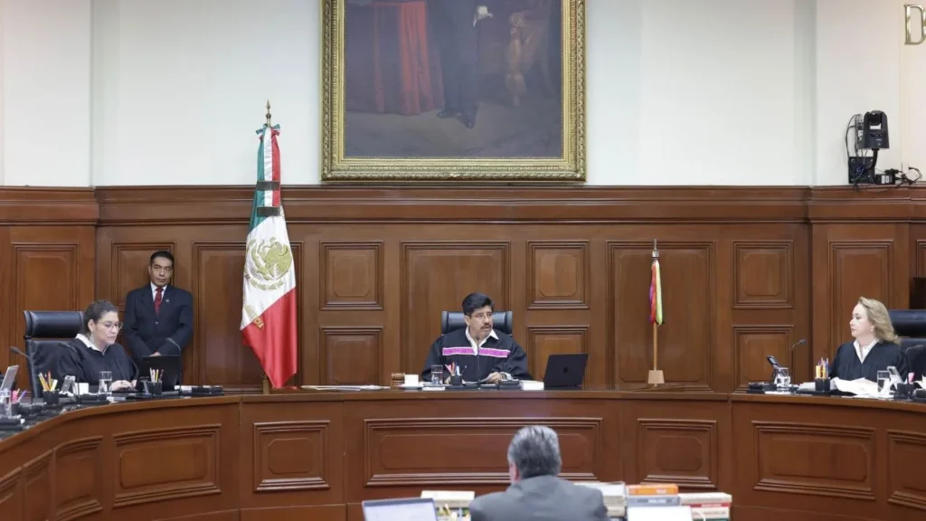 La Barra Mexicana de Abogados le advirtió a la SCJN que la revisión de fallos previos generaría “incertidumbre generalizada”.