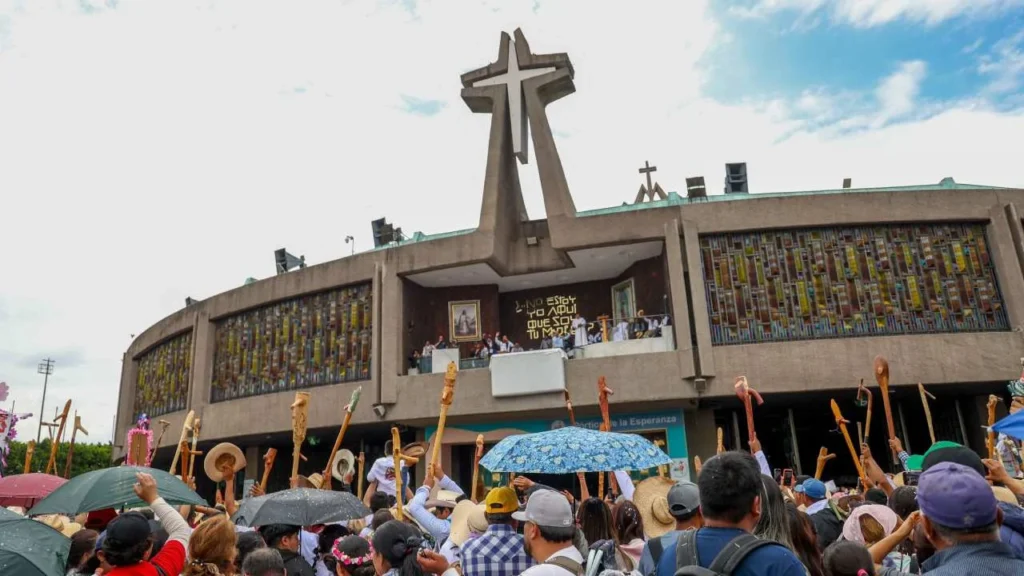 El papa León XIV expresó su intención de visitar México.