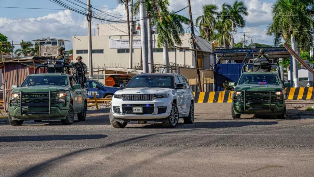 En julio, la Secretaría de Seguridad de Sinaloa reportó que en dicho penal de alta seguridad se habían asegurado 5 antenas Starlink.