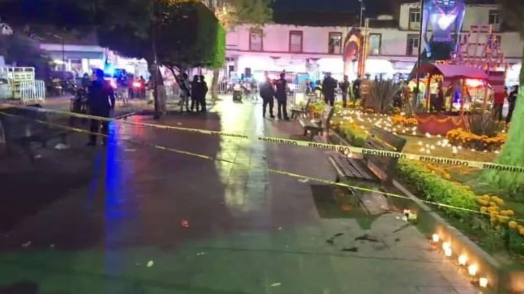 Una escolta de Carlos Manzo recibió disparo al proteger al alcalde.