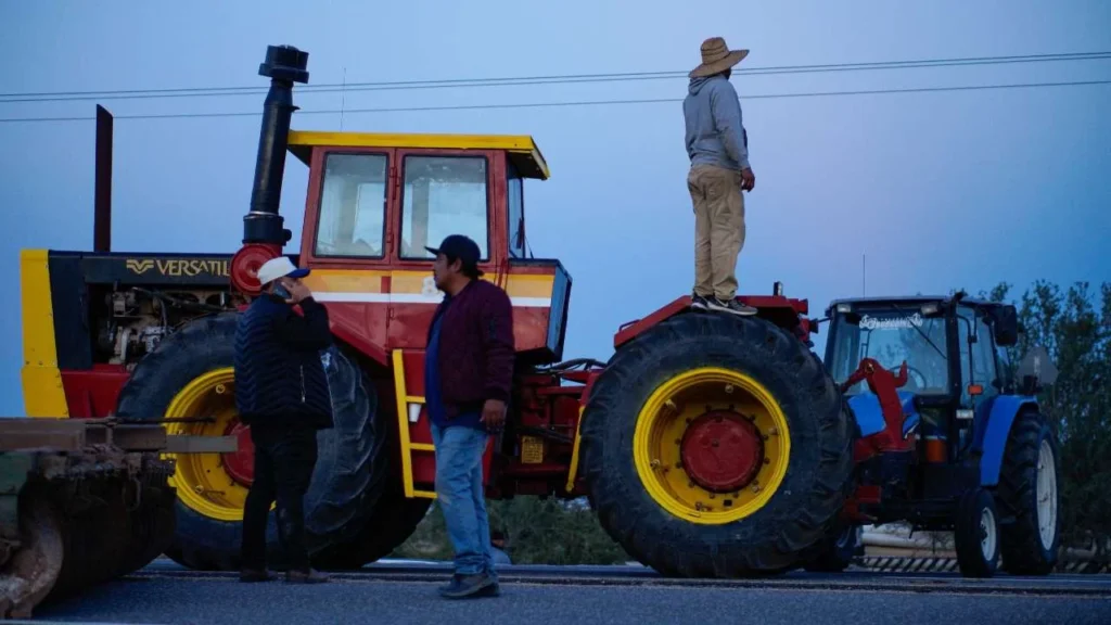Bloqueos realizados por agricultores en diferentes estados de la República.