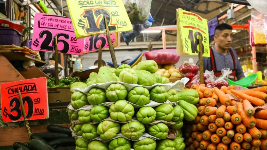 Aquí te decimos los productos que integran la canasta básica, tras el acuerdo de mantener su precio en 910 pesos.