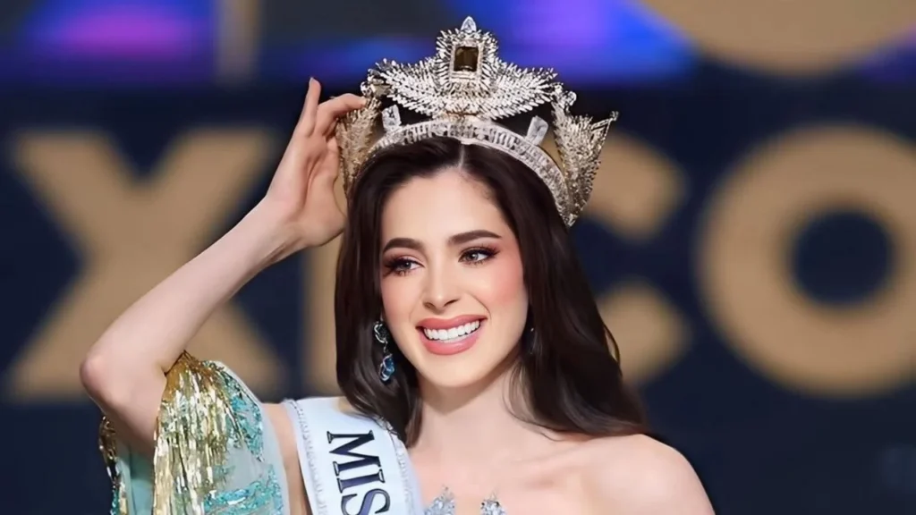 La representante de México en Miss Universo 2025, Fátima Bosch, ocupó un lugar entre las cinco participantes que llegaron a la última ronda.