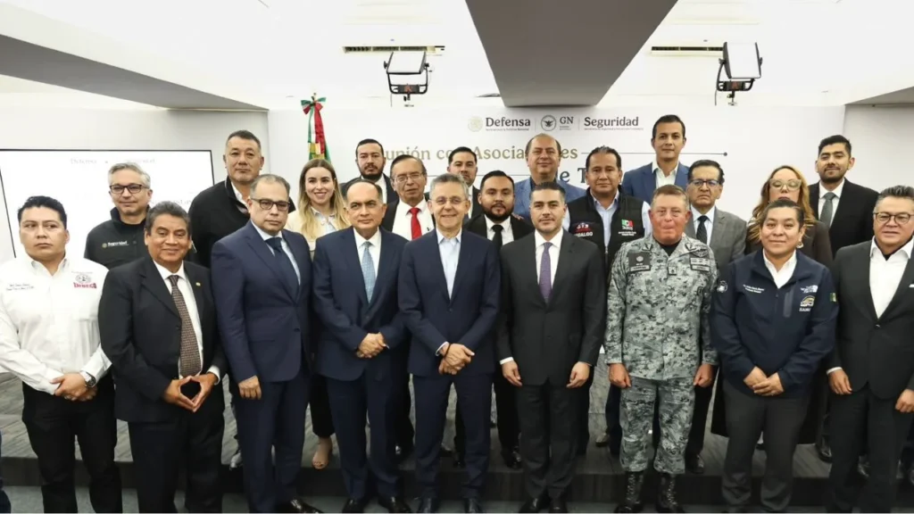 Reiterán compromiso de fortalecer la seguridad en carreteras y proteger a transportistas