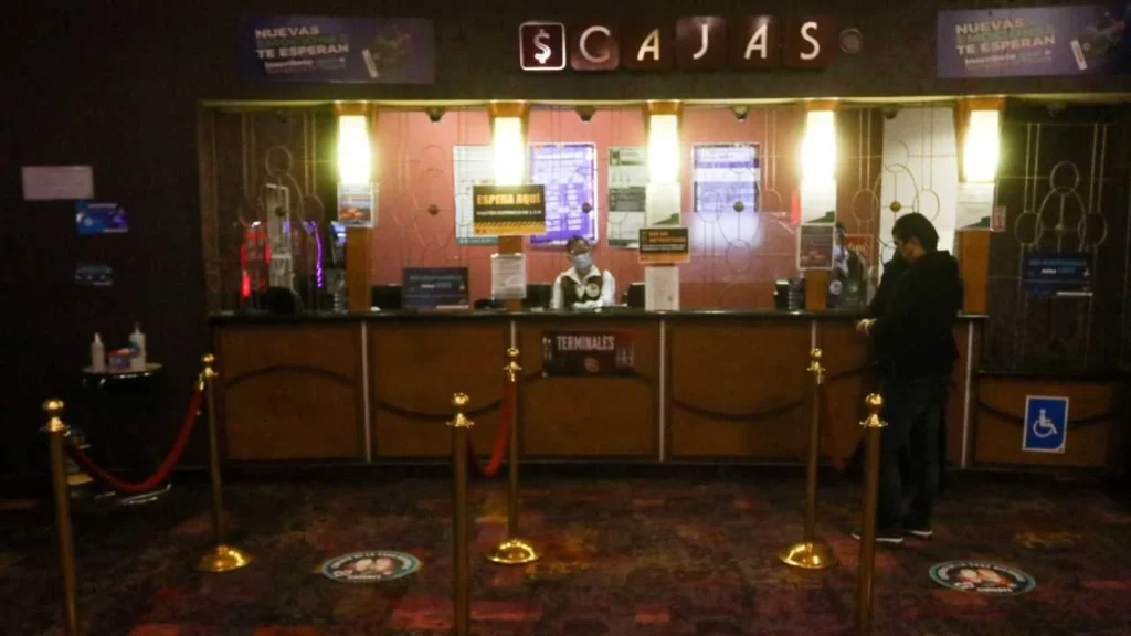 Se identificaron 13 casinos con operaciones en efectivo, flujos internacionales y uso de plataformas digitales no supervisadas.