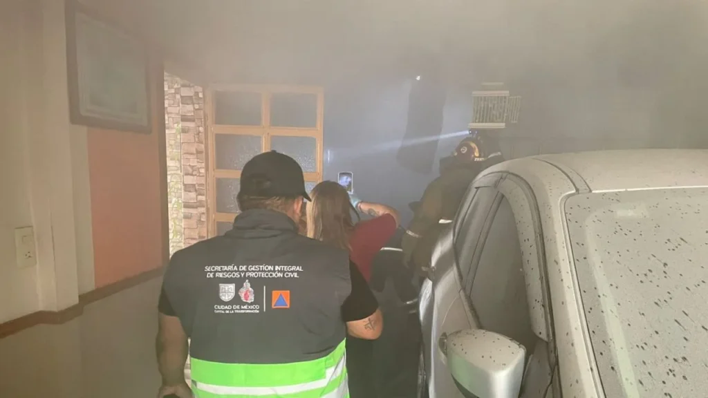 Personal Táctico Operativo confirmó que el lugar del incendio en Nueva Atzacoalco estaba acondicionado para la elaboración de pirotecnia.