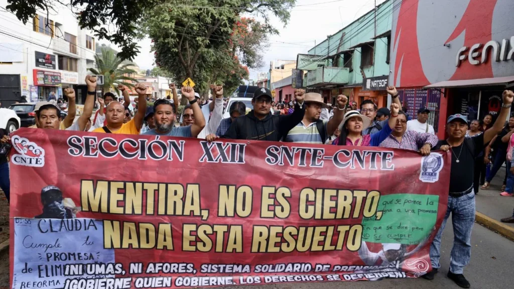 Claudia Sheinbaum habló sobre el tema de la CNTE, quienes amagan con realizar un nuevo paro y bloqueos en la capital.