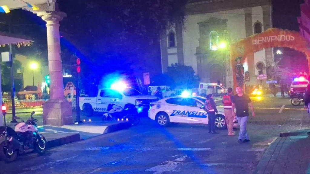  El presunto asesino de Carlos Manzo fue abatido con la misma pistola que aparentemente utilizó en el asesinato.