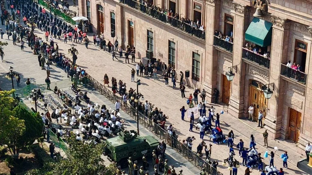 Este 20 de noviembre se realizó el desfile cívico-deportivo por la Revolución Mexicana en San Luis Potosí.