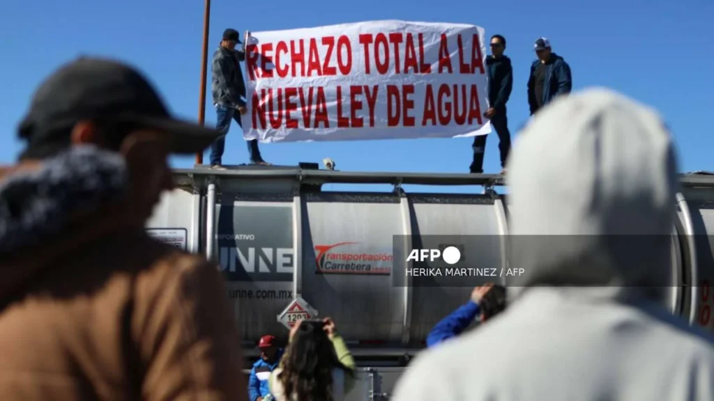 La Secretaría de Gobernación reiteró su llamado al diálogo pese a la negativa de transportistas y productores.