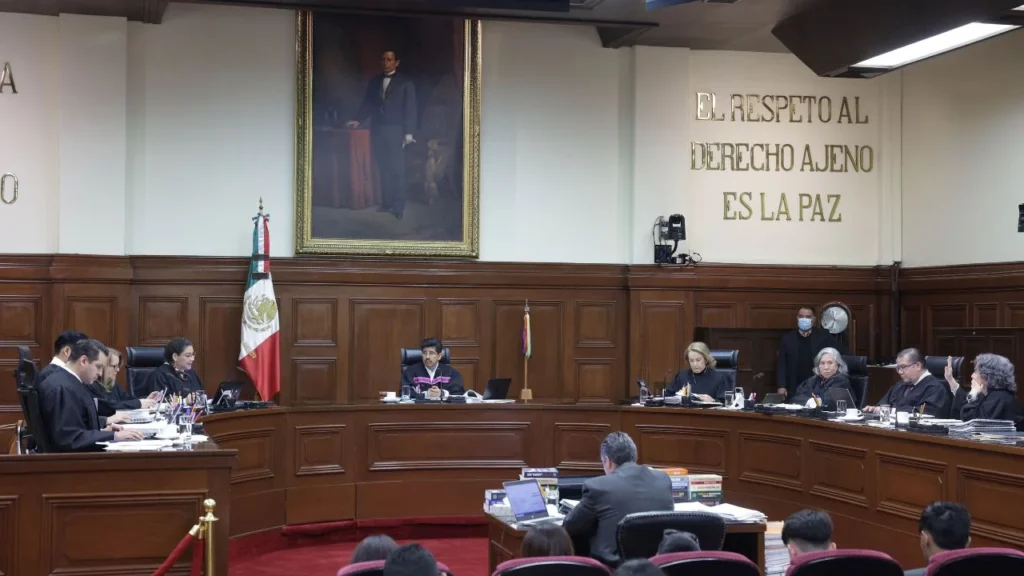 Debido a los disturbios en el Centro Histórico, la SCJN convocó a una sesión en sede alterna para tratar el tema de Grupo Salinas.