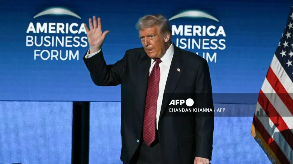 El presidente Donald Trump culpa a demócratas por el mayor cierre en la historia de Estados Unidos.