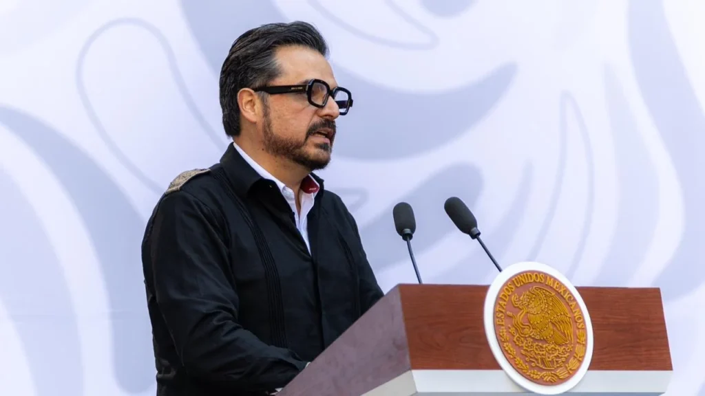 Zoé Robledo, director del IMSS, presentó las acciones del sector salud dentro del Plan Michoacán por la Paz y la Justicia.