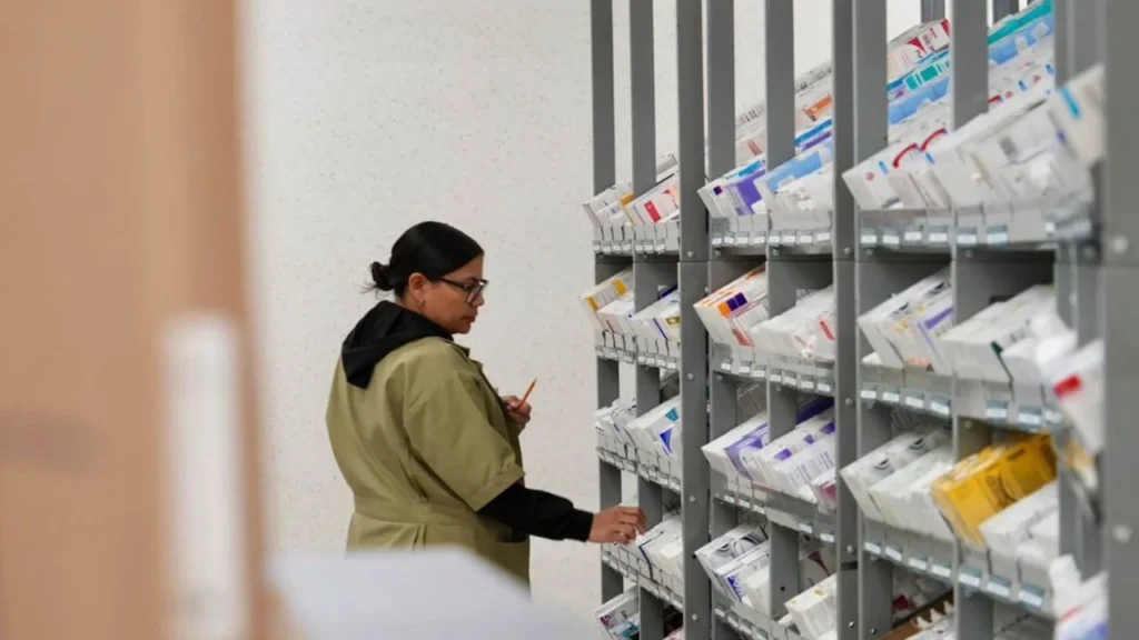 Realiza gobierno de México, proceso complementario de compra de medicamentos