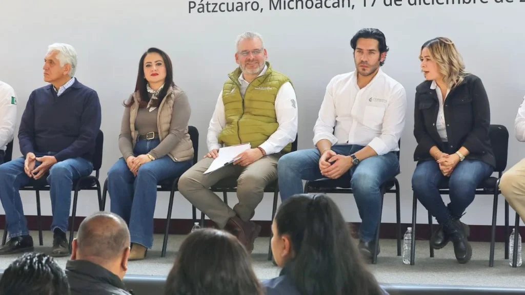 Bedolla y Conagua arrancan rehabilitación de plantas tratadoras para sanear el lago de Pátzcuaro