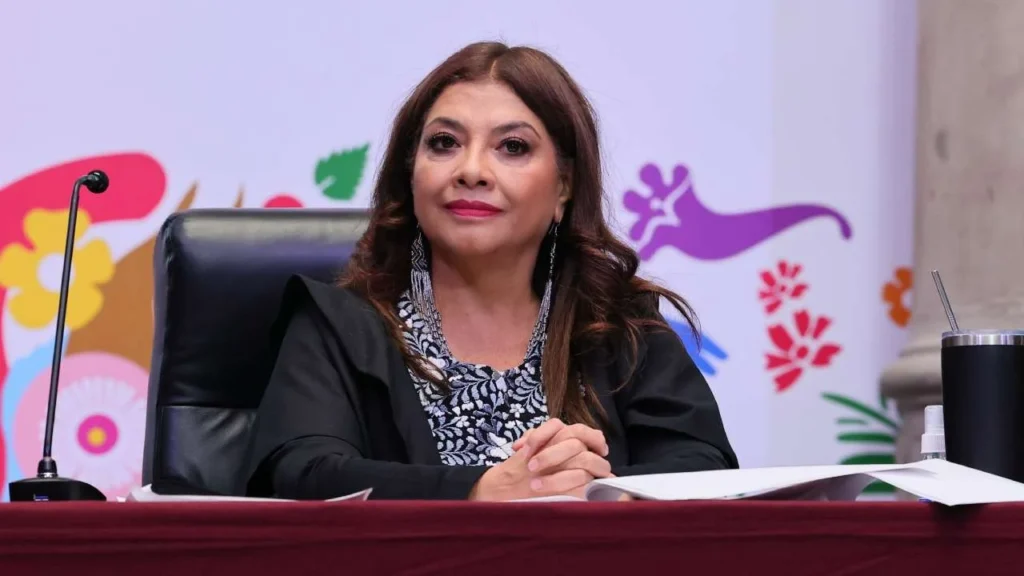 La jefa del gobierno capitalino dijo que cualquier ingreso excedente, se va directo a inversión de obras públicas.