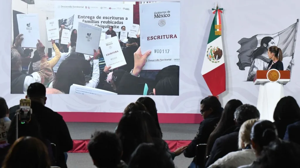 Entrega Sedatu escrituras a 354 familias reubicadas del Cerro del Chiquihuite