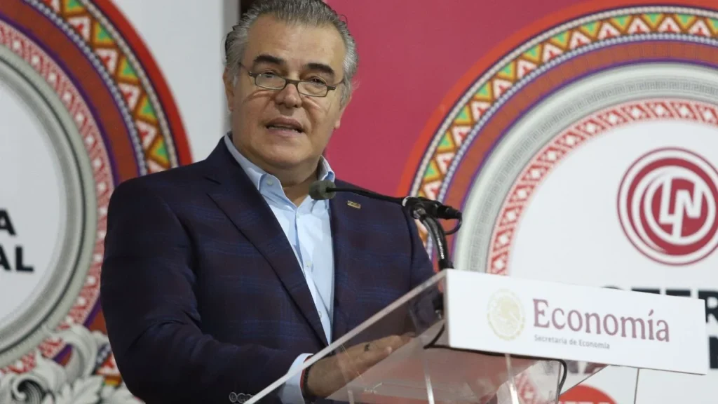 Francisco Cervantes se despidió del ente empresarial.