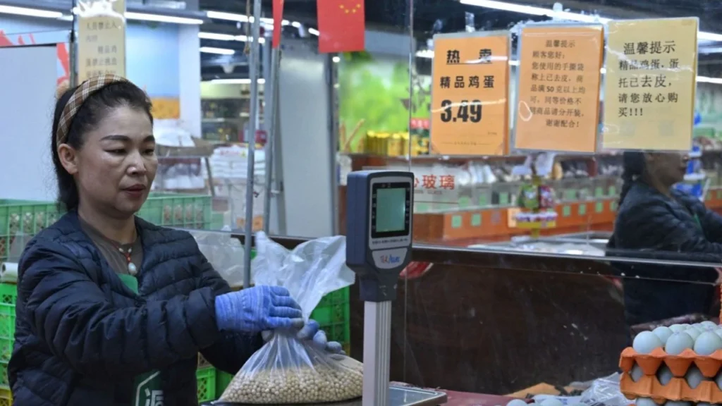 China dijo el 5 de noviembre que extendería una suspensión de aranceles adicionales a los bienes estadounidenses por un año