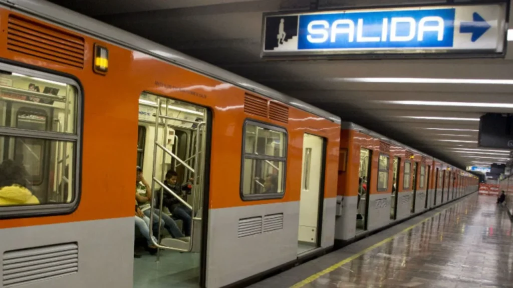 Entre vagones y andenes; tres nacimientos sorprendieron al Metro en 2025