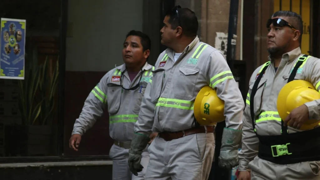 El IMSS y el Gobierno Federal hicieron un llamado a las empresas a no realizar despidos irregulares para este cierre de año.