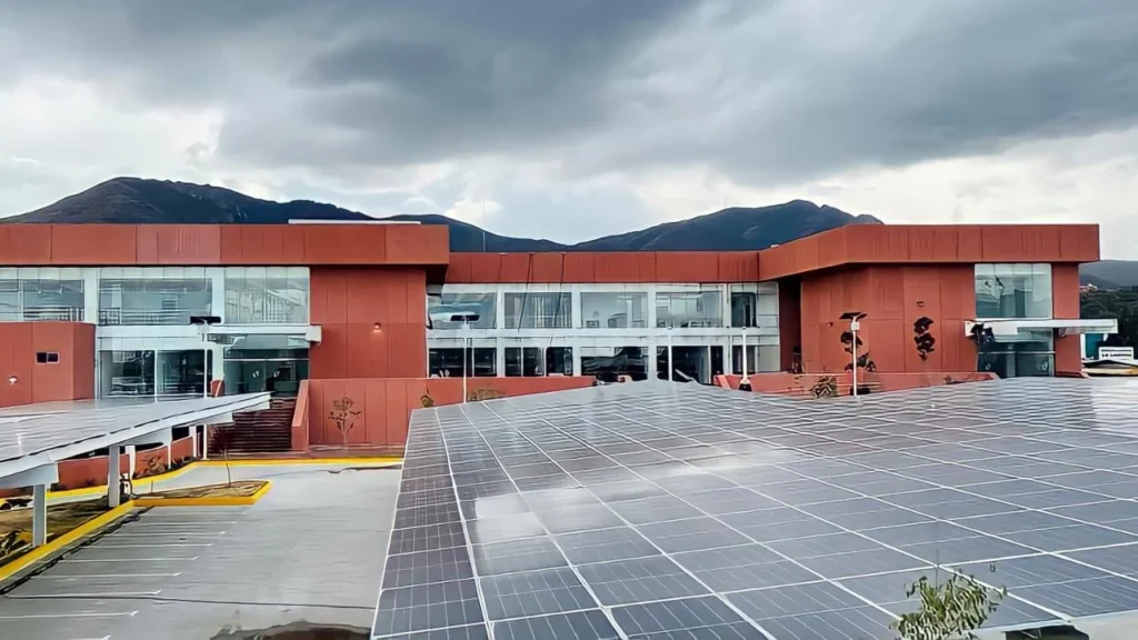 El juzgado mexiquense ordenó el desalojo del inmueble en un plazo de ocho días.