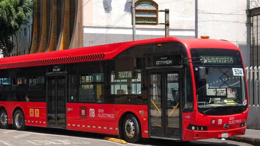 La ruta Glorieta Cuitláhuac–Alameda Tacubaya seguirá operando de manera indefinida al conectar las Líneas 2 y 7 del Metrobús.