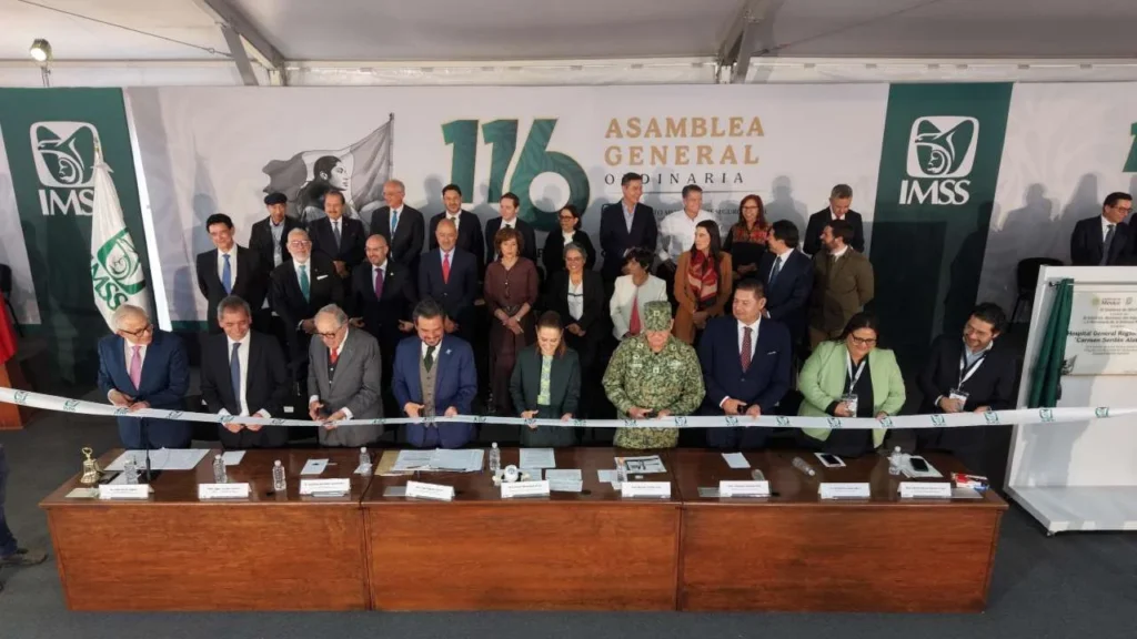 Sheinbaum inauguró el nuevo Hospital General Regional No. 36 en Puebla.