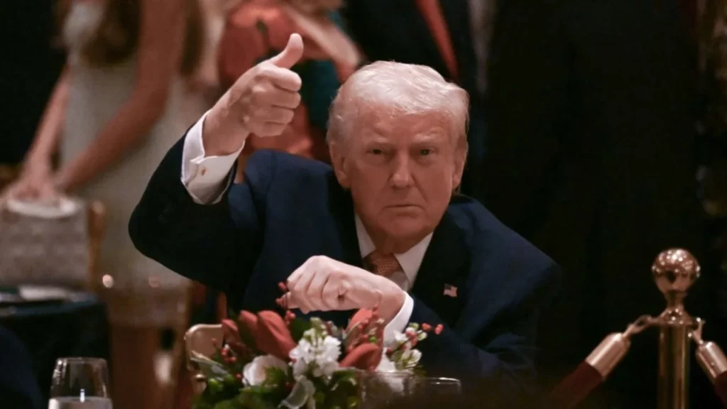 El presidente de EU, Donald Trump, deseó feliz Navidad a la 'escoria de la izquierda radical', a través de sus redes sociales.