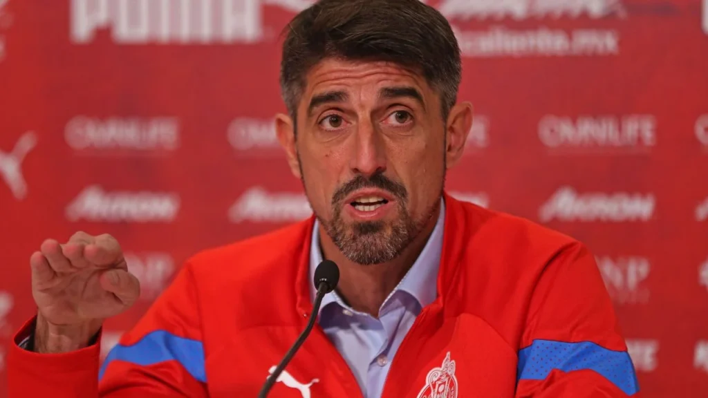 Durante una entrevista, el entrenador de origen serbio, Veljko Paunovic, habló sobre su salida del rebaño sagrado.