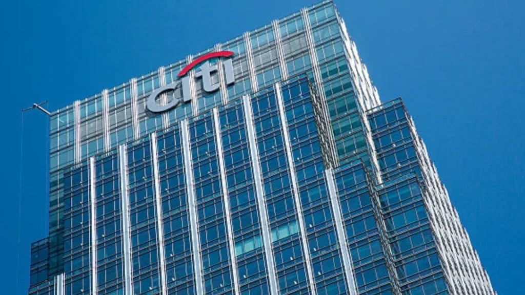 En la Encuesta de Expectativas de Citi México, de 35 encuestados, 13 esperan el próximo recorte en la reunión de mayo, mientras que 14 lo esperan antes y cinco después