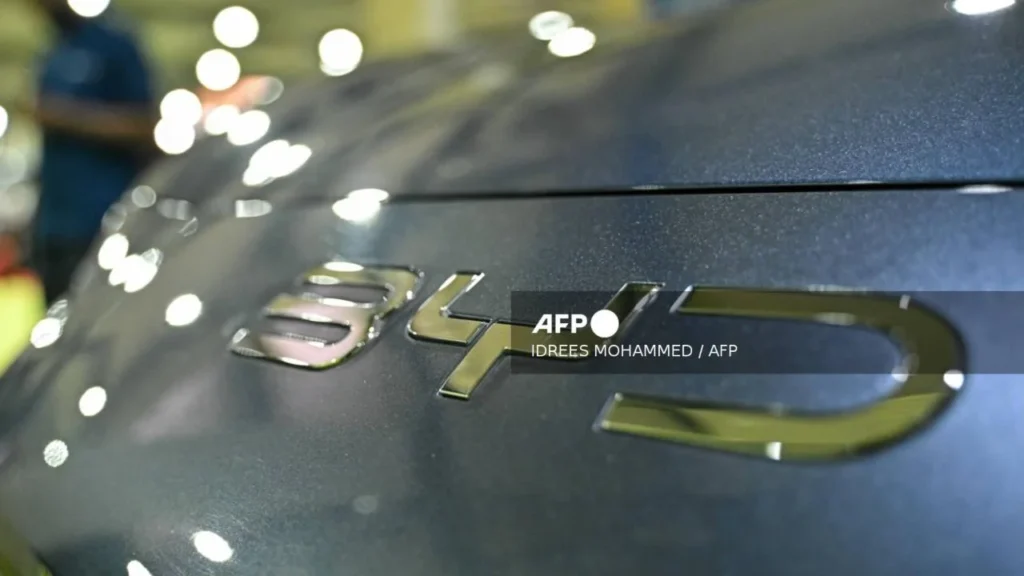 BYD informó haber vendido 2,26 millones de autos eléctricos en 2025.