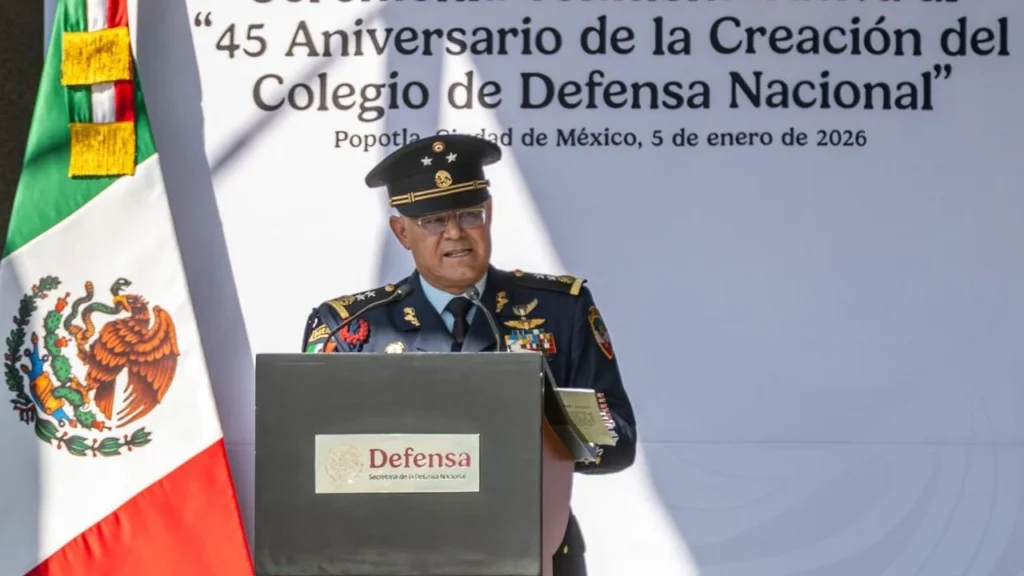 En el antiguo Heroico Colegio Militar se festejó el 45 aniversario del Colegio de Defensa Nacional este lunes 5 de enero.

