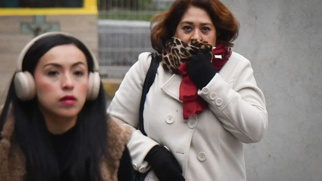 Según el pronóstico de clima, hoy persistirá el frío con heladas en el norte y centro del país, pese al retiro del frente frío 25