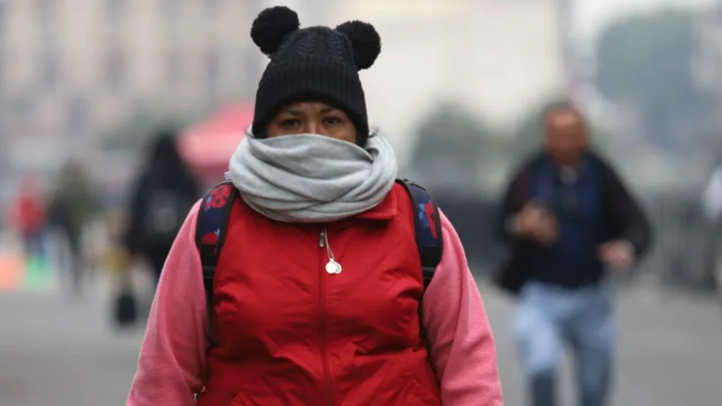 El clima hoy presenta fuertes rachas de viento por evento de “Norte” en el Golfo de Tehuantepec, acompañado de lluvias intensas y oleaje elevado en el sureste del país.