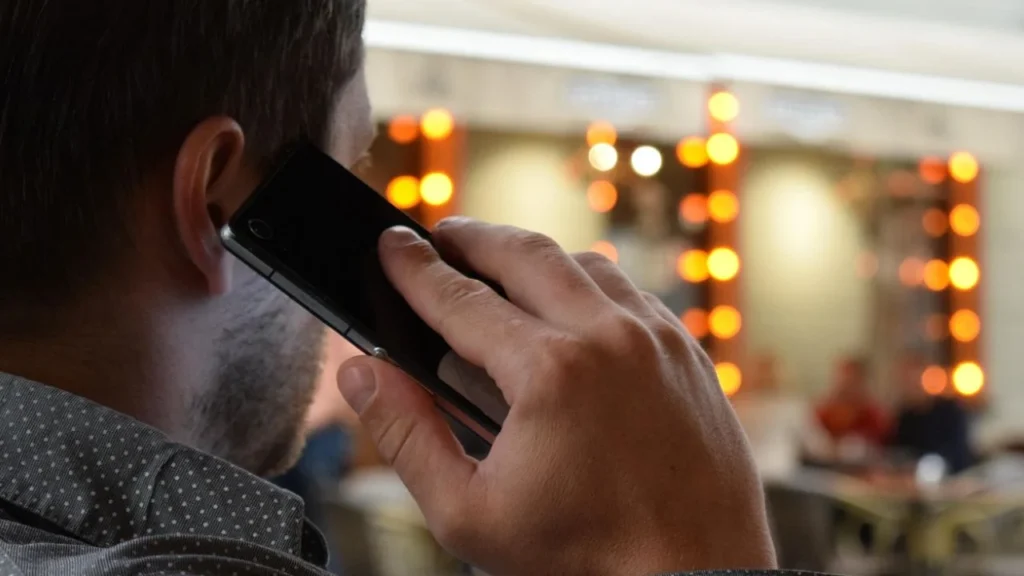 Inicia el proceso para vincular las líneas telefónicas móviles con la CURP, trámite obligatorio que podrá realizarse de forma presencial o en línea.