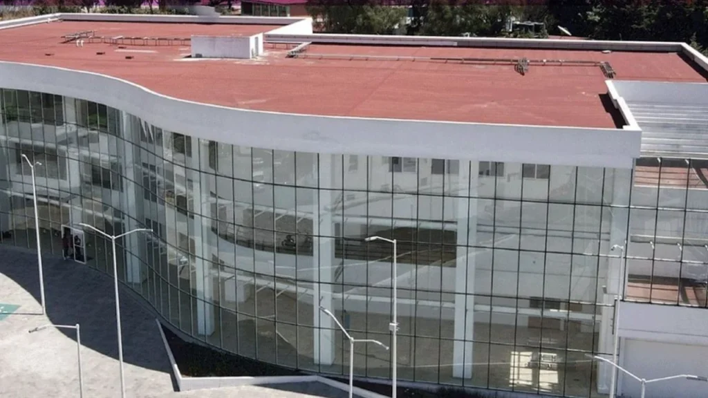 Alejandro Svarch reveló que finalmente para el mes de febrero se pondrá en marcha la inauguración del hospital oncológico para la mujer.