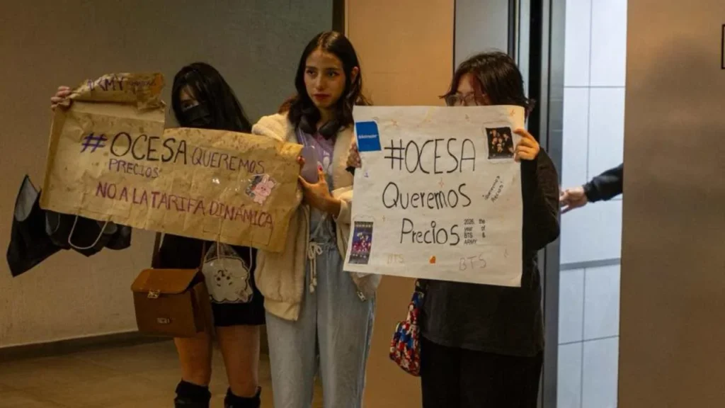 Las Armys lograron ser atendidas por personal de Profeco y entregaron sus demandas.