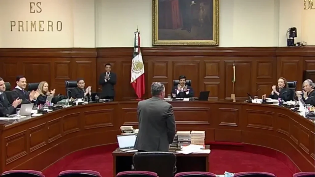 Hugo Aguilar, presidente de la SCJN, agradeció al funcionario por sus más de 15 años de trabajo como secretario general de acuerdos.