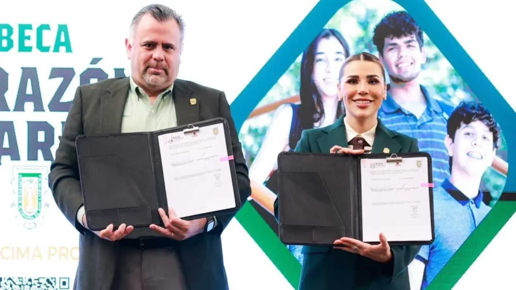 La gobernadora Marina del Pilar Ávila oficializó la entrega de la beca Corazón de Cimarrón.