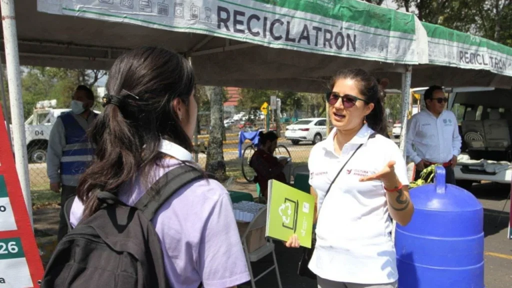 El Mega Reciclatrón se realizará en el Estadio Olímpico Universitario de la UNAM, donde la ciudadanía podrá reciclar aparatos electrónicos y eléctricos de forma responsable.