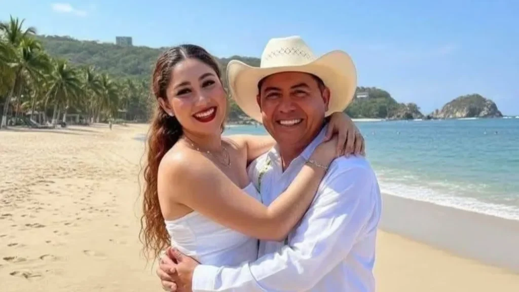 Dulce Enríquez sufrió un accidente carretero junto con el edil de Huatulco días atrás, ahora reportan la muerte de la influencer.